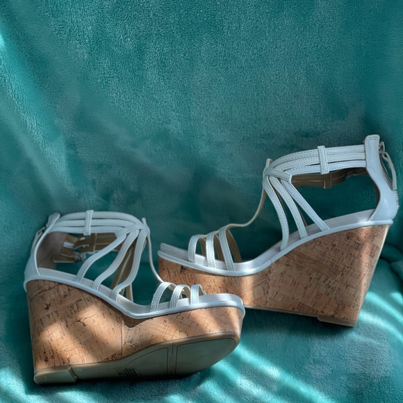 PRELOVED ✨ Summer Ready Nine West Wedges - Picture 2 of 4